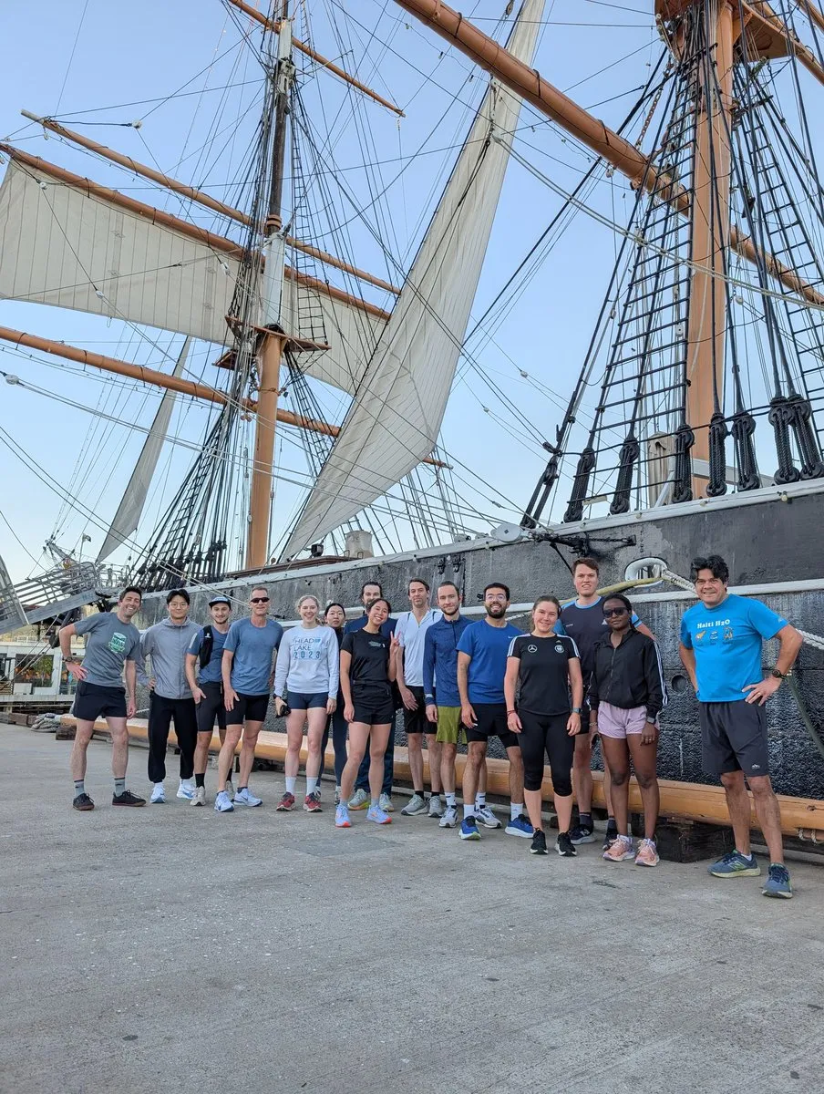 Eventos sociales y actividades de la conferencia NeurIPS 2025: desde carreras grupales hasta Afterparties