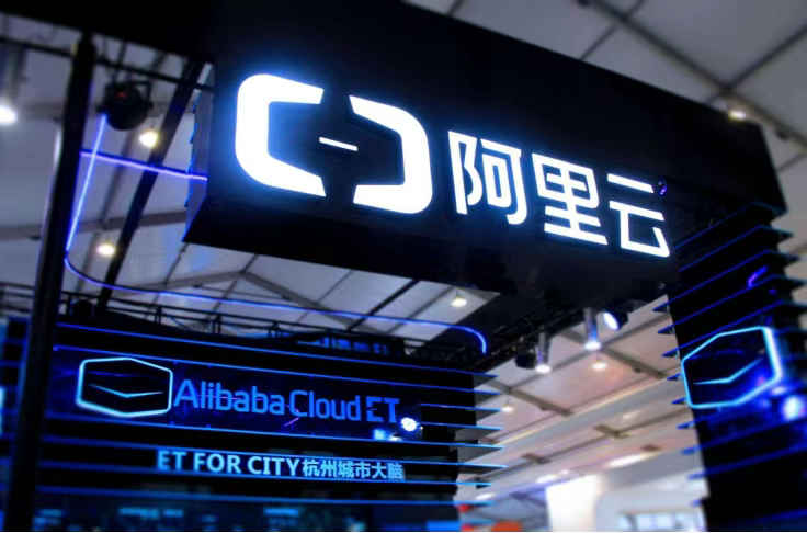 大厂 AI to C 战事升级