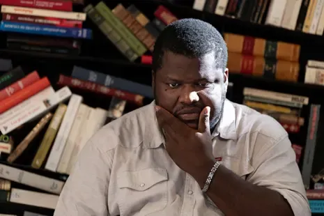 الكاتب Thélyson Orélien